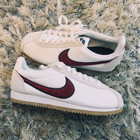 nike old school frauen schuhe|Classics Collection Shoes .